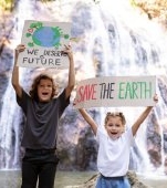 Cum vorbim cu copiii despre schimbările climatice fără să-i îngrijorăm