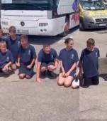 Un grup de elevi din Călărași, pedepsiți să stea în genunchi, pe asfaltul încins, la peste 35 de grade