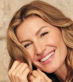 Gisele Bundchen a născut. A devenit mamă pentru a treia oară, la vârsta de 44 de ani