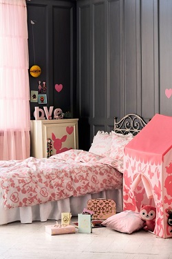 Dormitor de fetite cu tema Fairy tale pink